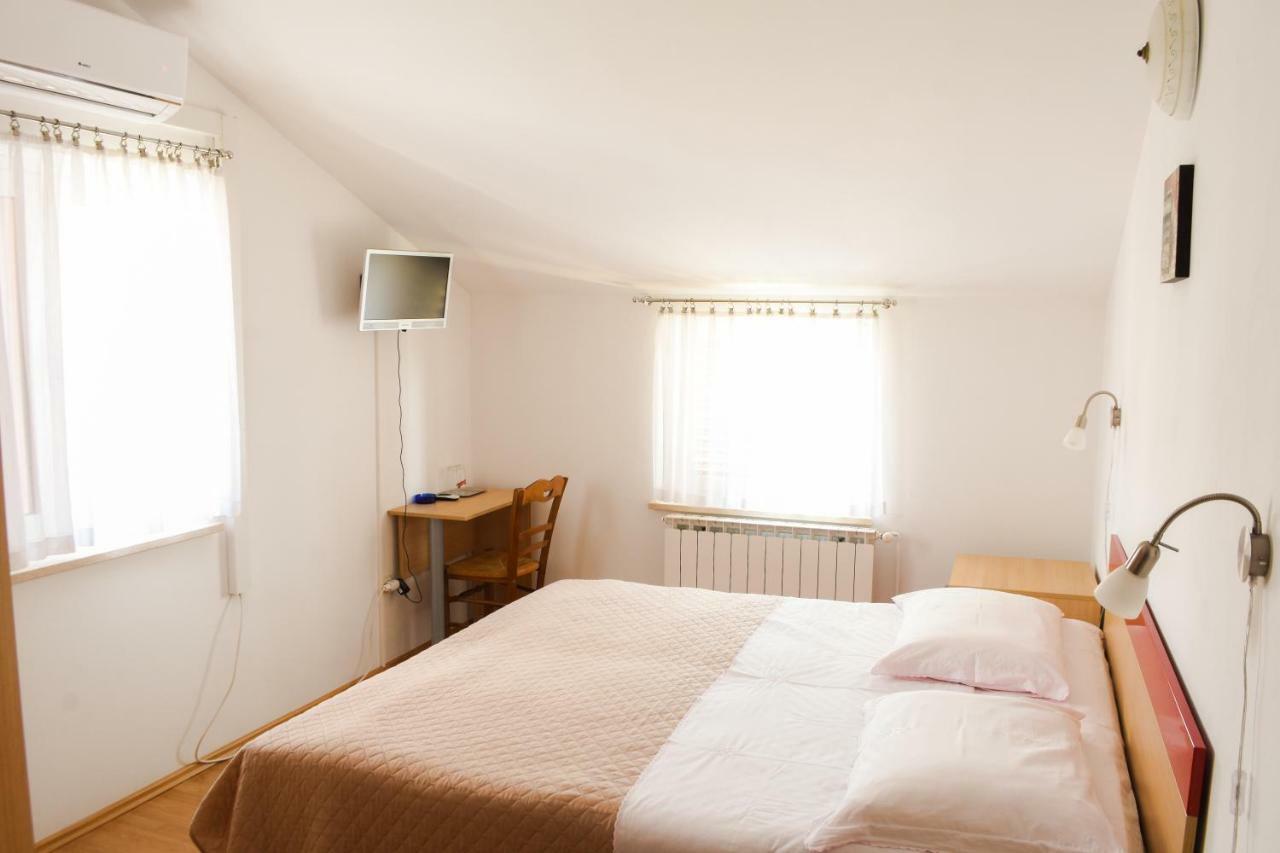 Rooms Ljubica Црес Экстерьер фото